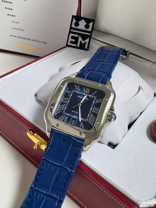 https://images.tcdn.com.br/img/img_prod/1346550/cartier_santos_557_1_6cea24f66845f9958e1da519837f3ada.jpeg